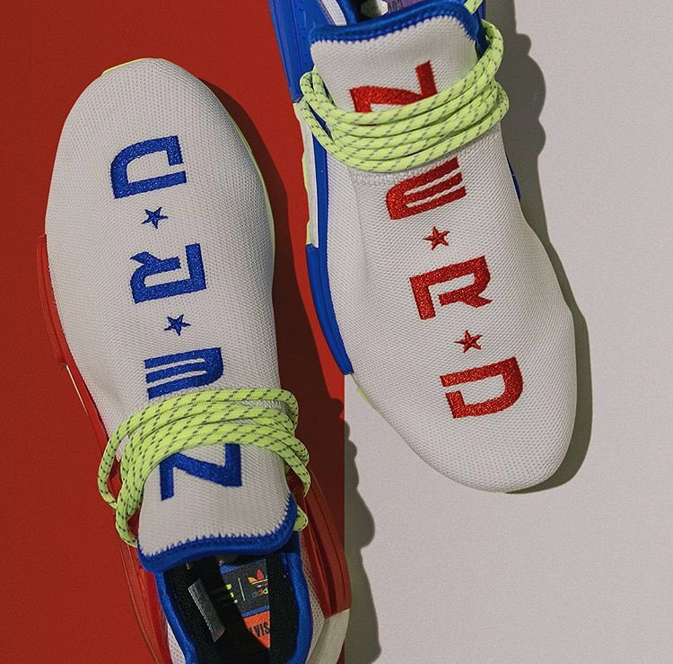 adidas】ファレルウィリアムスとのコラボフットウェア NMD HU“N.E.R.D