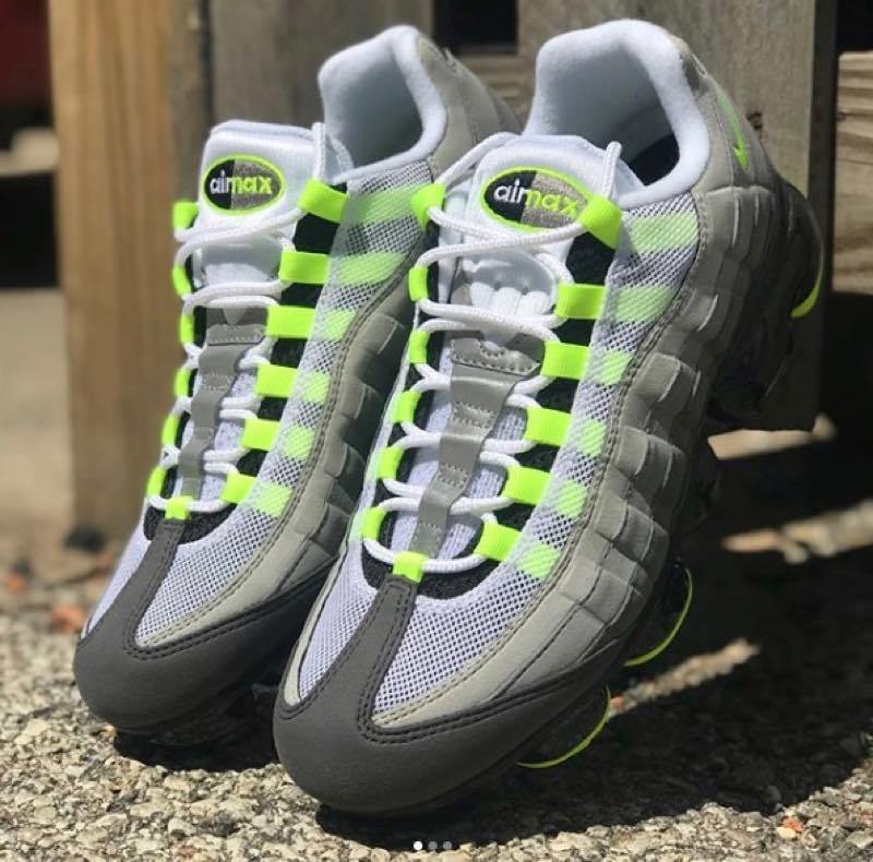 AIR VAPORMAX 95 ヴェイパーマックス95 ネオンイエロー - スニーカー