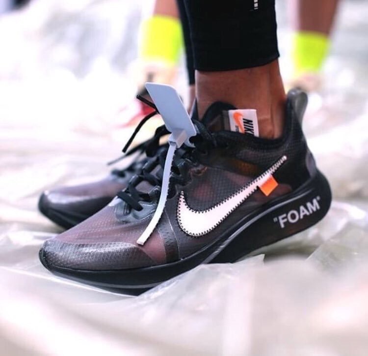 NIKE × OFF-WHITE™️】コラボZOOM FLY SPブラックカラーの新着用画像が ...