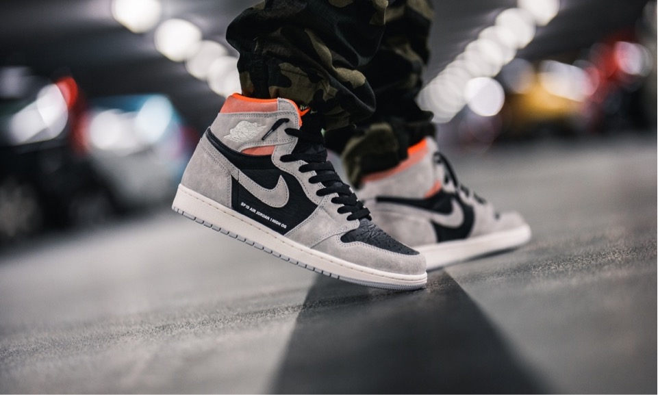 air jordan 1 low hyper crimson