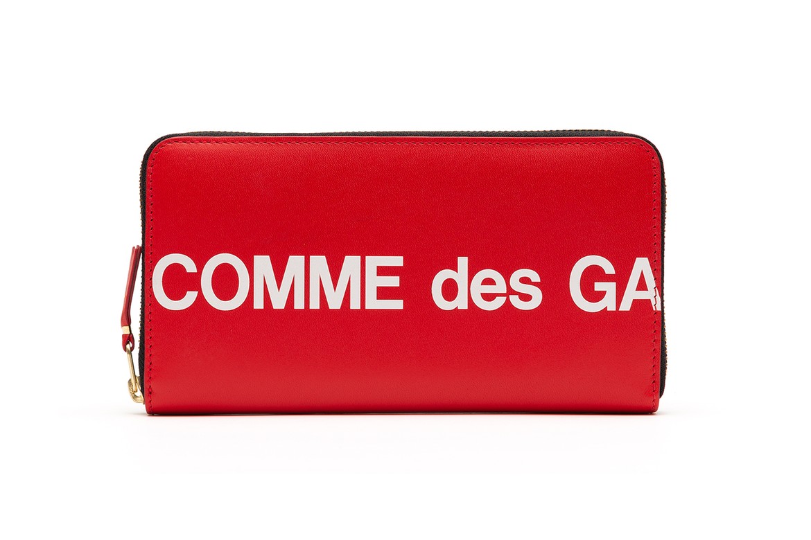 COMME des GARÇONS】新作ウォレットシリーズ “Huge Logo Wallet”が国内 