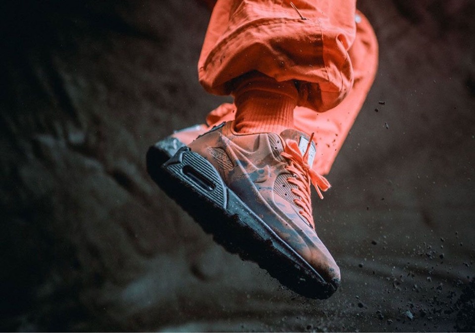 air max 90 qs mars landing