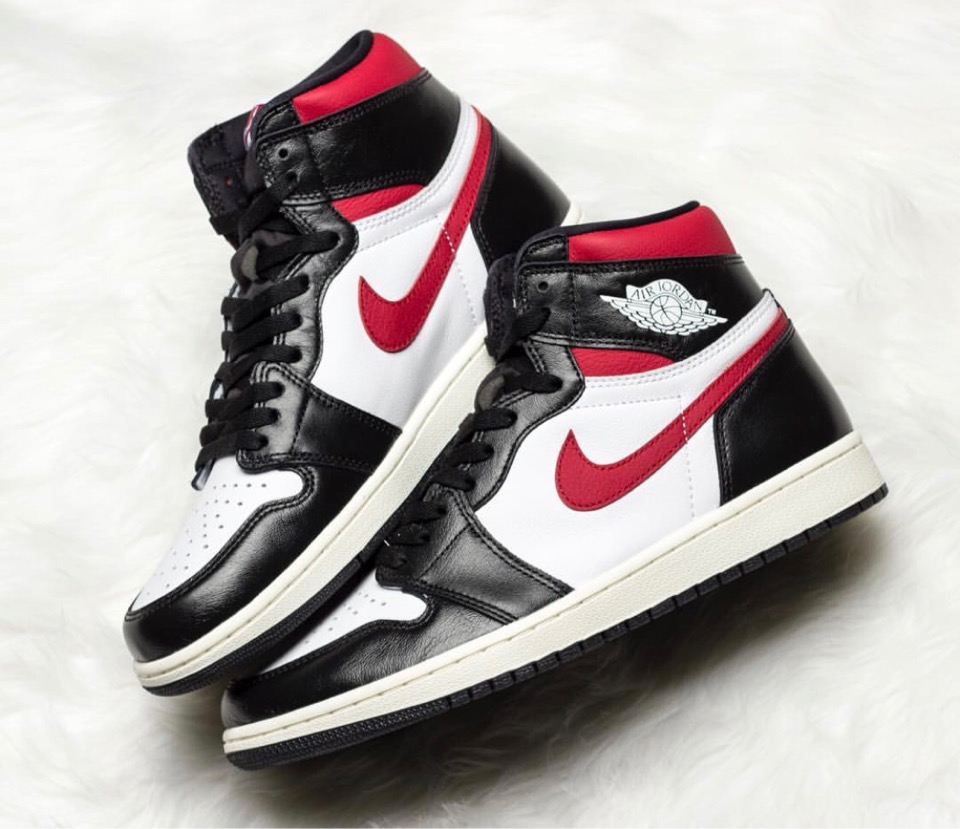 nike air jordan 1 high og gym red