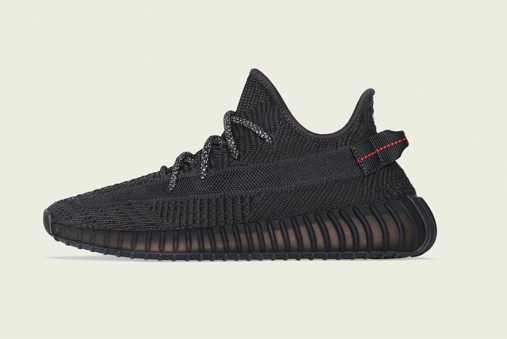 adidas yeezy boost 350 v2  イージーブースト　黒　新品