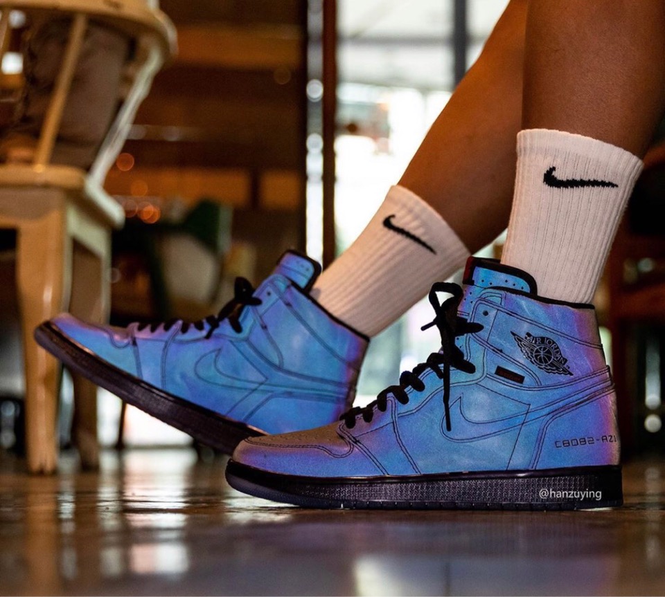 【値下】Nike Air Jordan 1 High Zoom Fearless