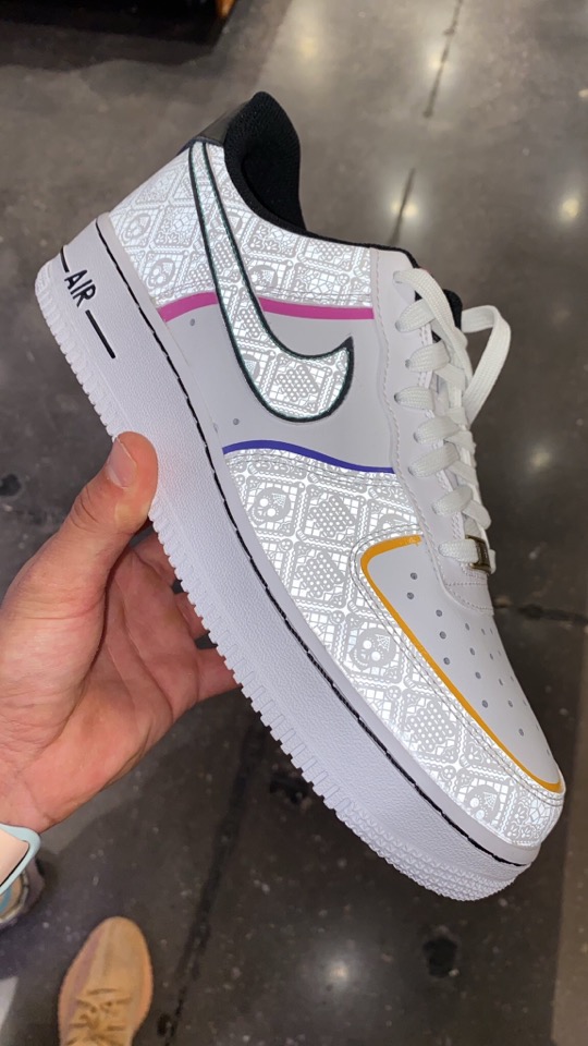 NIKE AIR FORCE 1 DAY OF THE DEAD 30cm