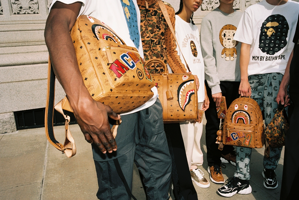 BAPE × MCM コラボ　Tシャツ