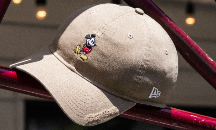 New Era®︎ × Disney】ミッキーマウス90周年を祝したコラボキャップが 
