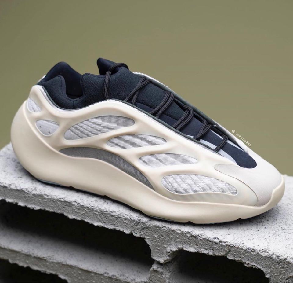 adidas YEEZY 700 V3 “AZAEL”が国内8月24日に再販予定 ［FW4980］ | UP ...