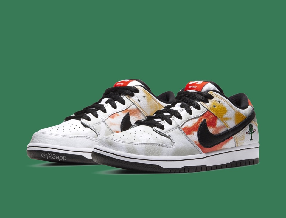 NIKE SB DUNK LOW "ROSWELL RAYGUNS"