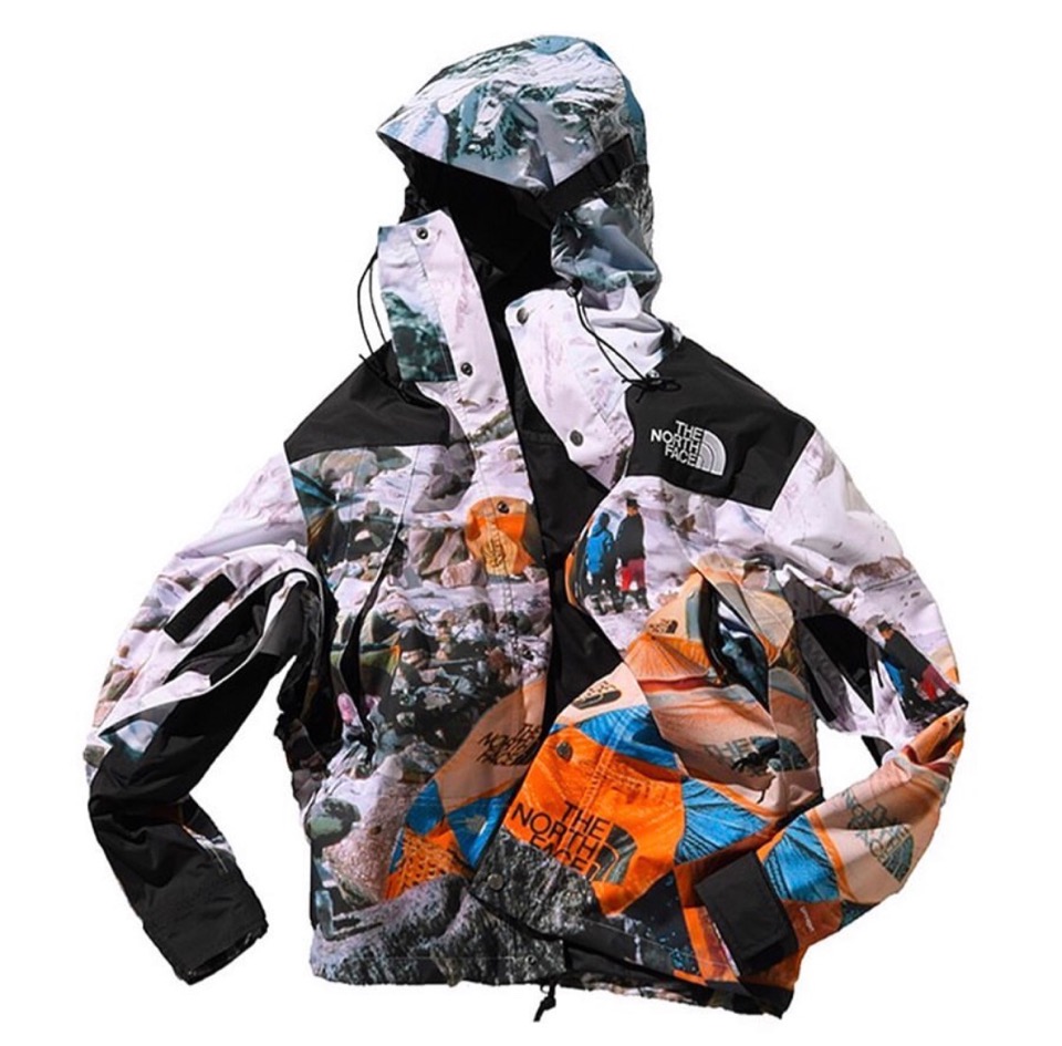 INVINCIBLE × The North Face マウンテンパーカー-