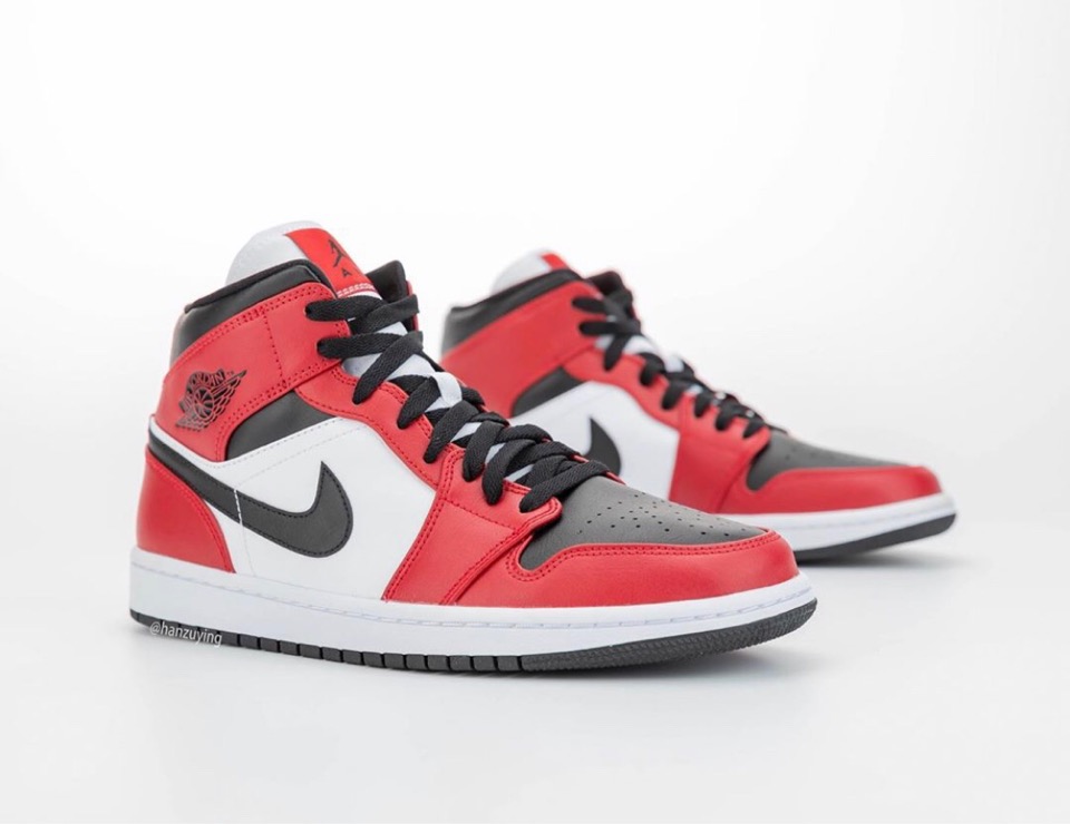 Nike】Air Jordan 1 Mid “Chicago Black Toe”が国内6月3日に発売予定 ...