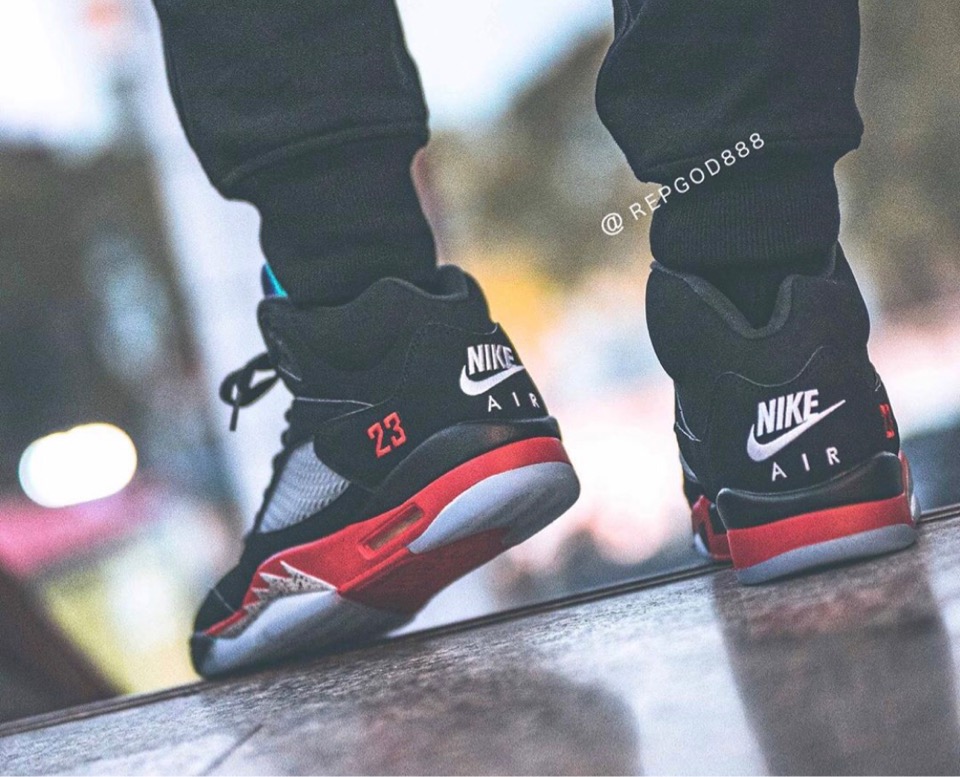 販壳・価格比較 Nike Air Jordan5 Retro “Top3” / エアジョーダン5 - 靴
