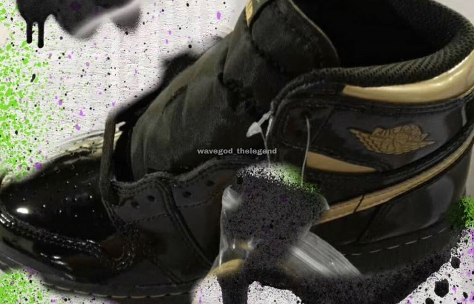 Nike Air Jordan 1 Retro High Og Black Metallic Gold が国内11月30日に発売予定 Up To Date