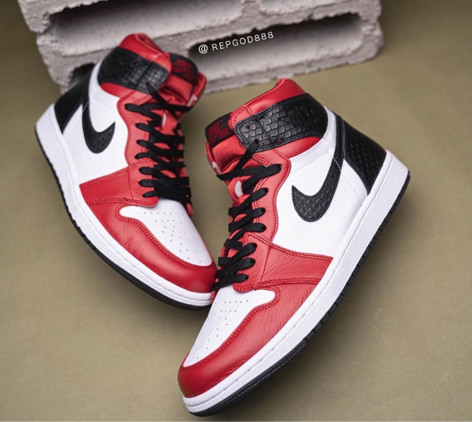 air jordan high og satin red