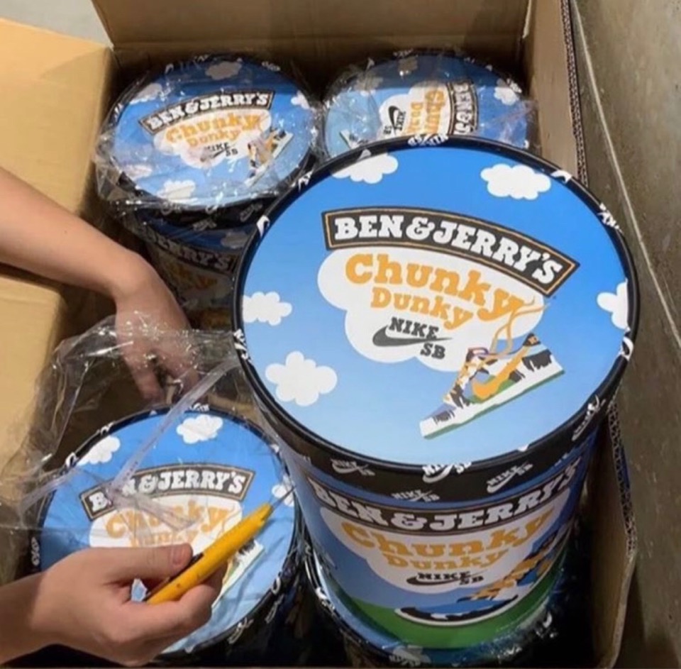 ben and jerry dunks special box