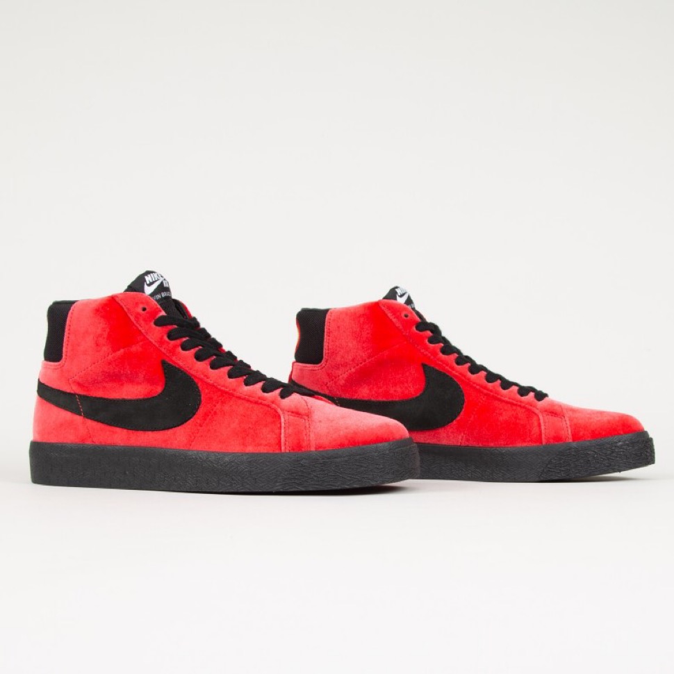 Nike SB × Kevin Bradley】Blazer Mid ISO “Kevin and Hell” Packが 