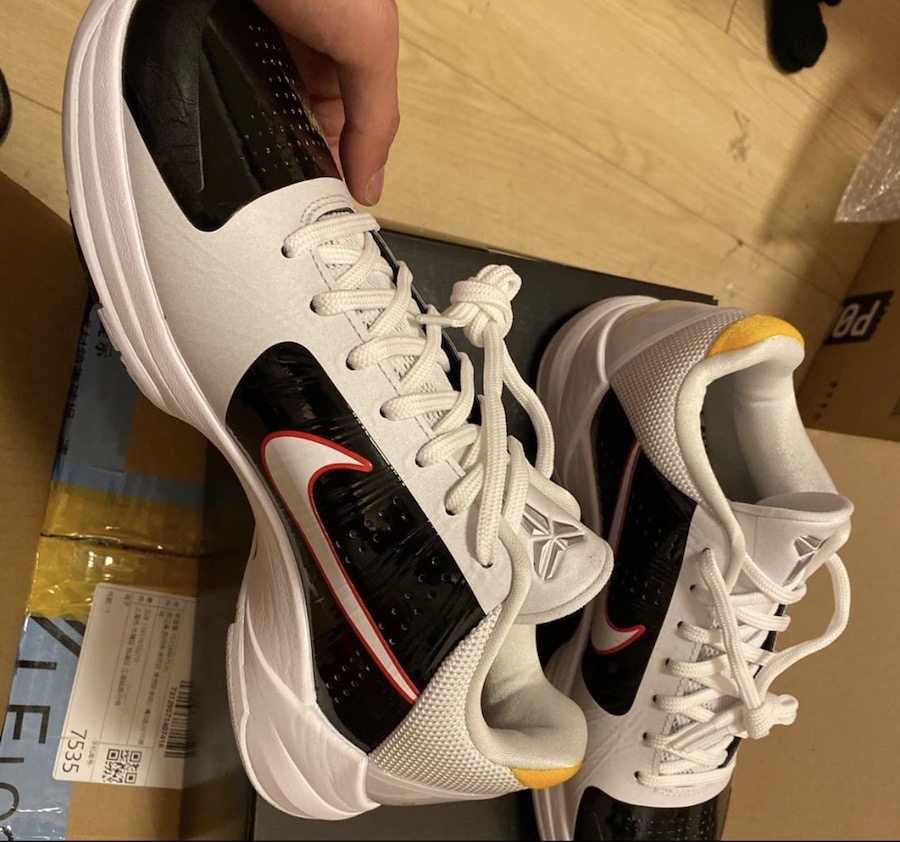 NIKE KOBE V PROTRO コービー5 BruceLee ブルースリー - スニーカー