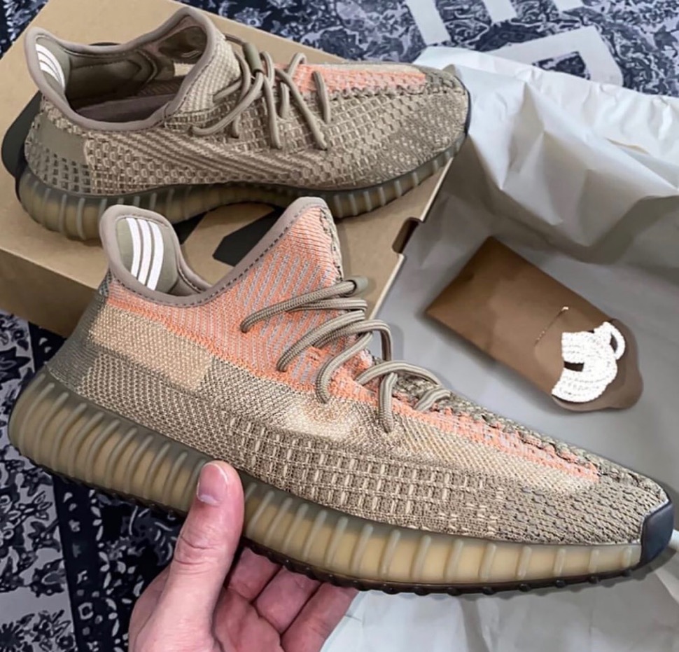 YEEZYBOOST350V2イージーブーストSAND TAUPEサンドトープ