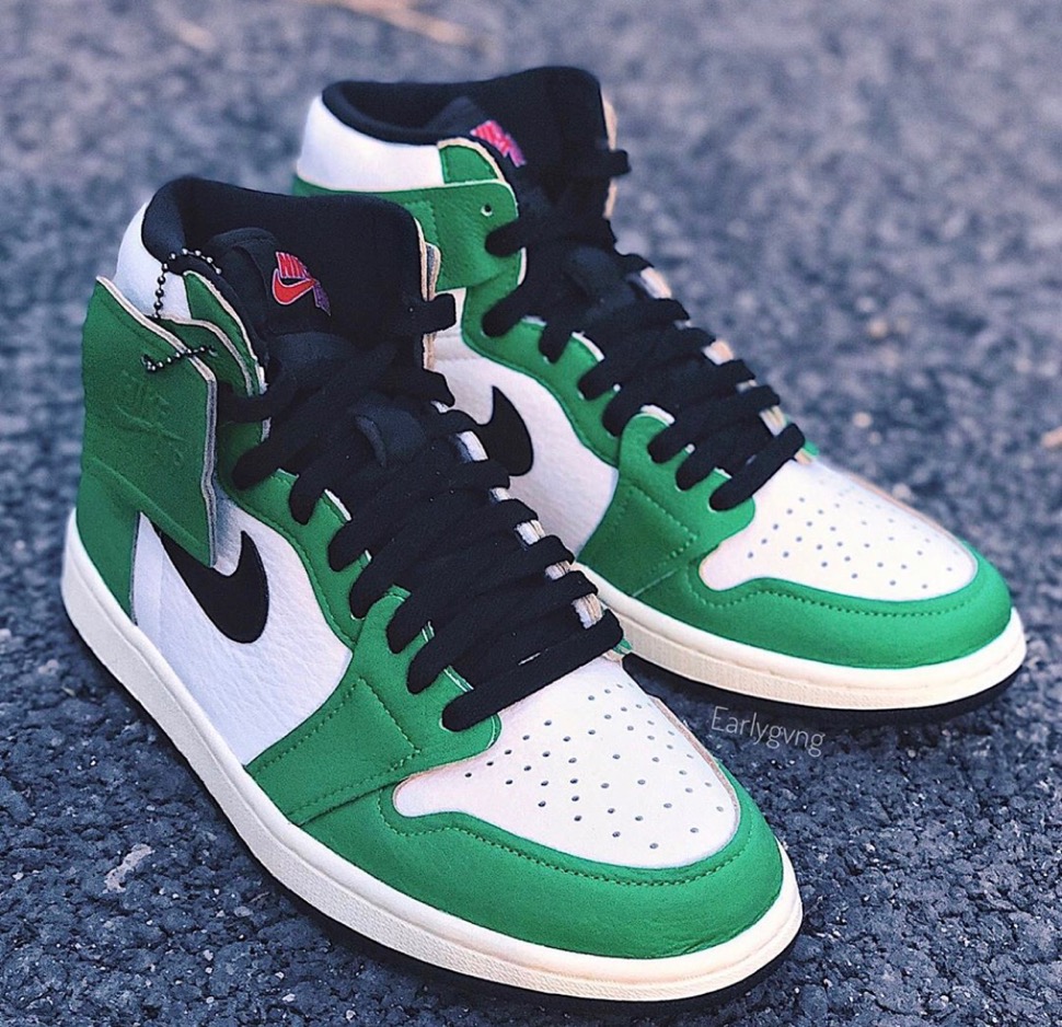 women's lucky green jordan 1