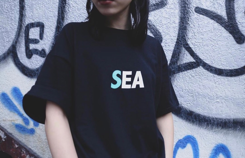 atmos x WIND AND SEA LOGO TEE Black