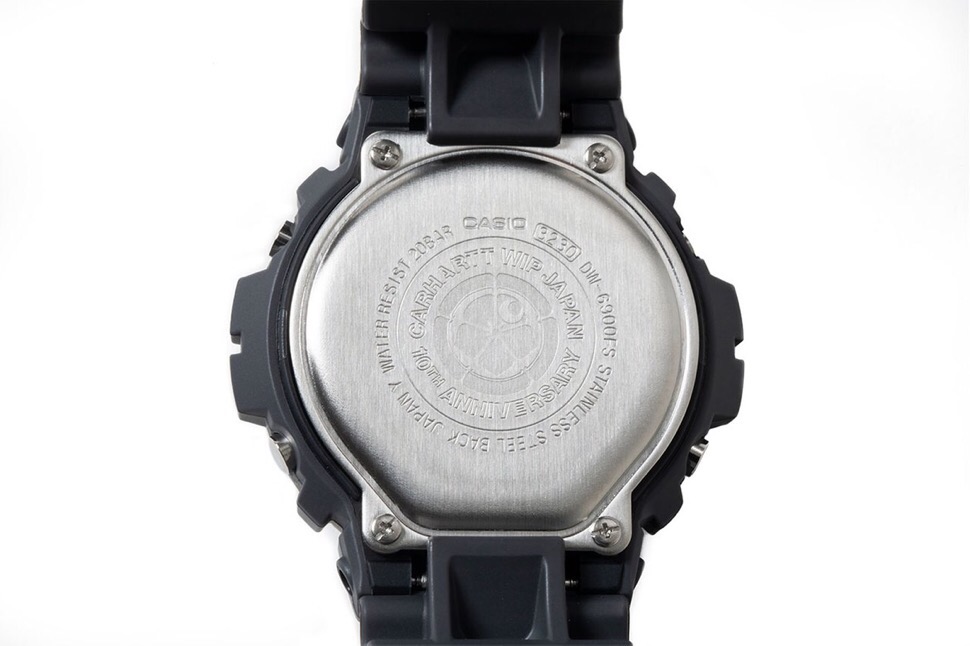 Carhartt WIP × G-SHOCK】初となるコラボ腕時計〈DW-6900〉が2020年8月22日に発売予定 UP TO DATE