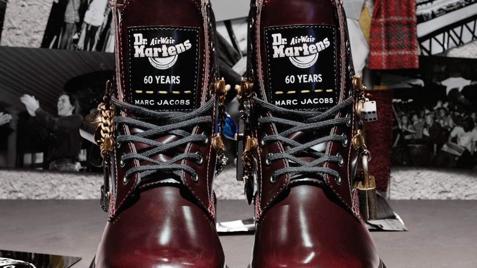 Dr.Martens × MARC JACOBS】60周年記念コラボ第9弾〈1460〉 8ホール