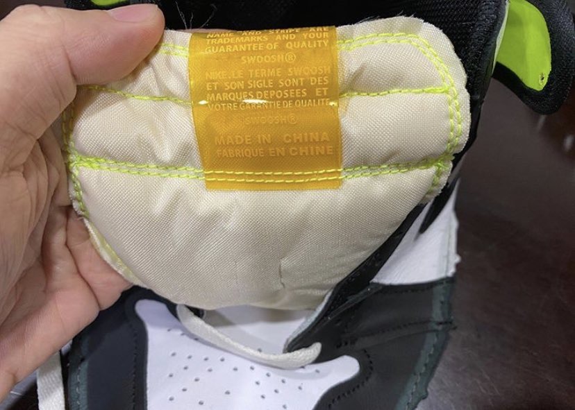 Nike】Air Jordan 1 Retro High OG “Volt Gold”が国内2021年1月16日に 