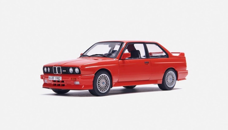 Kith × BMW】〈E30 M3〉18分の1 ダイキャストカーが国内10月19日に発売 