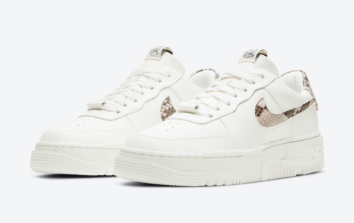 NIKE WMNS AIR FORCE 1 PIXEL SNAKE スネーク-