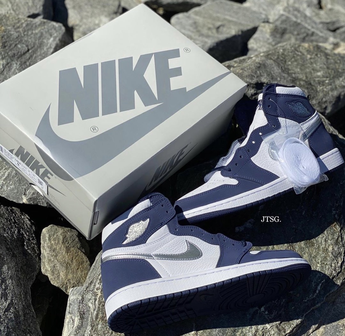 Nike】Air Jordan 1 Retro High OG CO.JP “Midnight Navy”が国内2020年