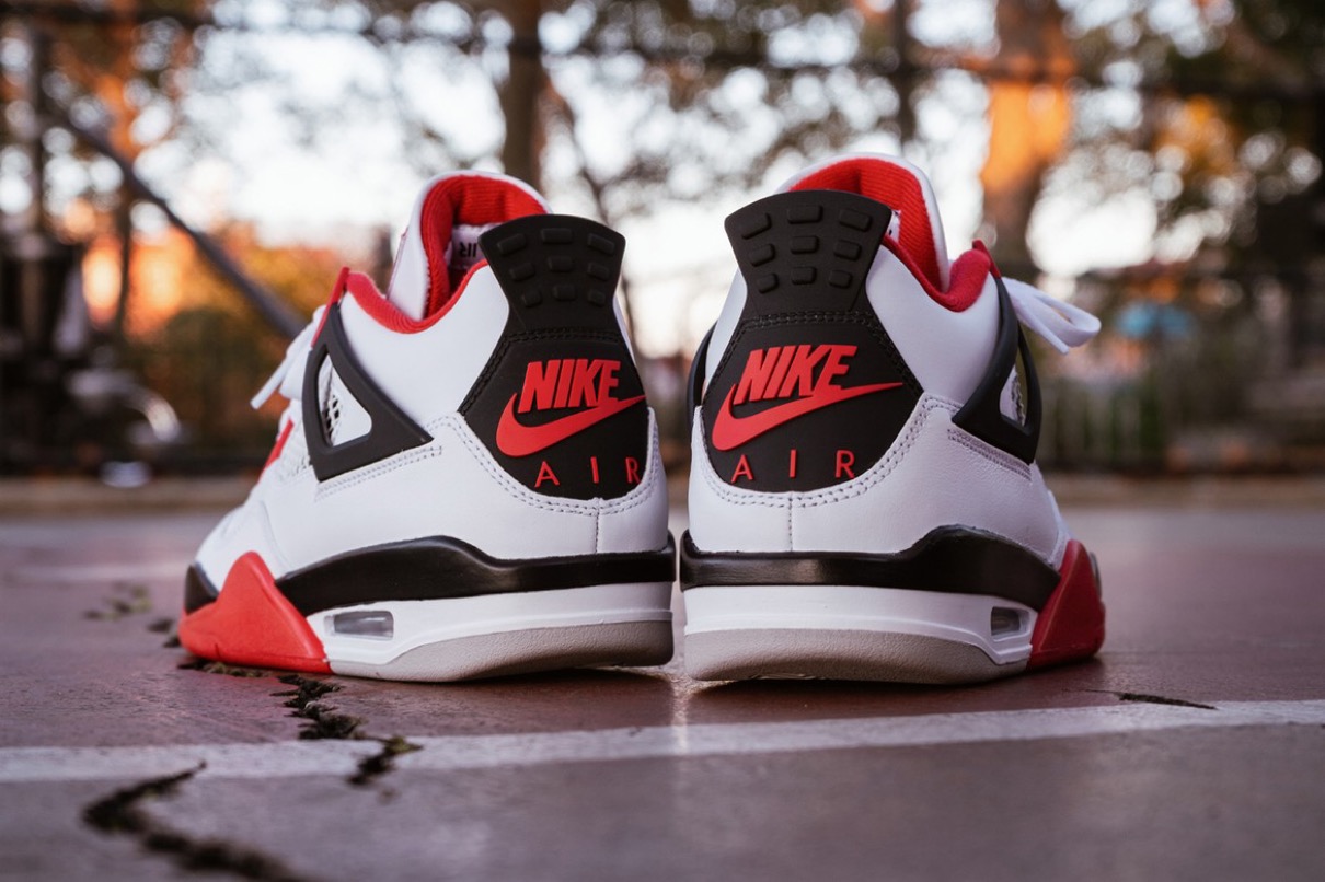 jordan 4 fire red nike air