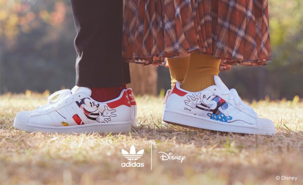 adidas　Disney　スニーカー