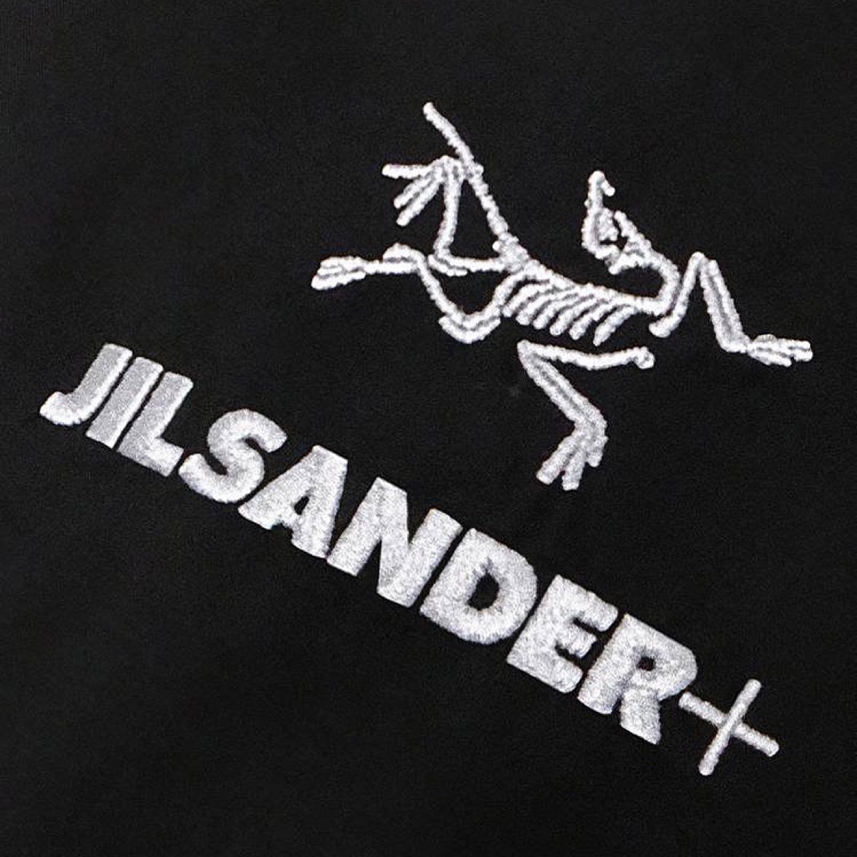 Jil Sander Arc Teryx 最新コラボコレクションが21年10月に発売予定 Up To Date