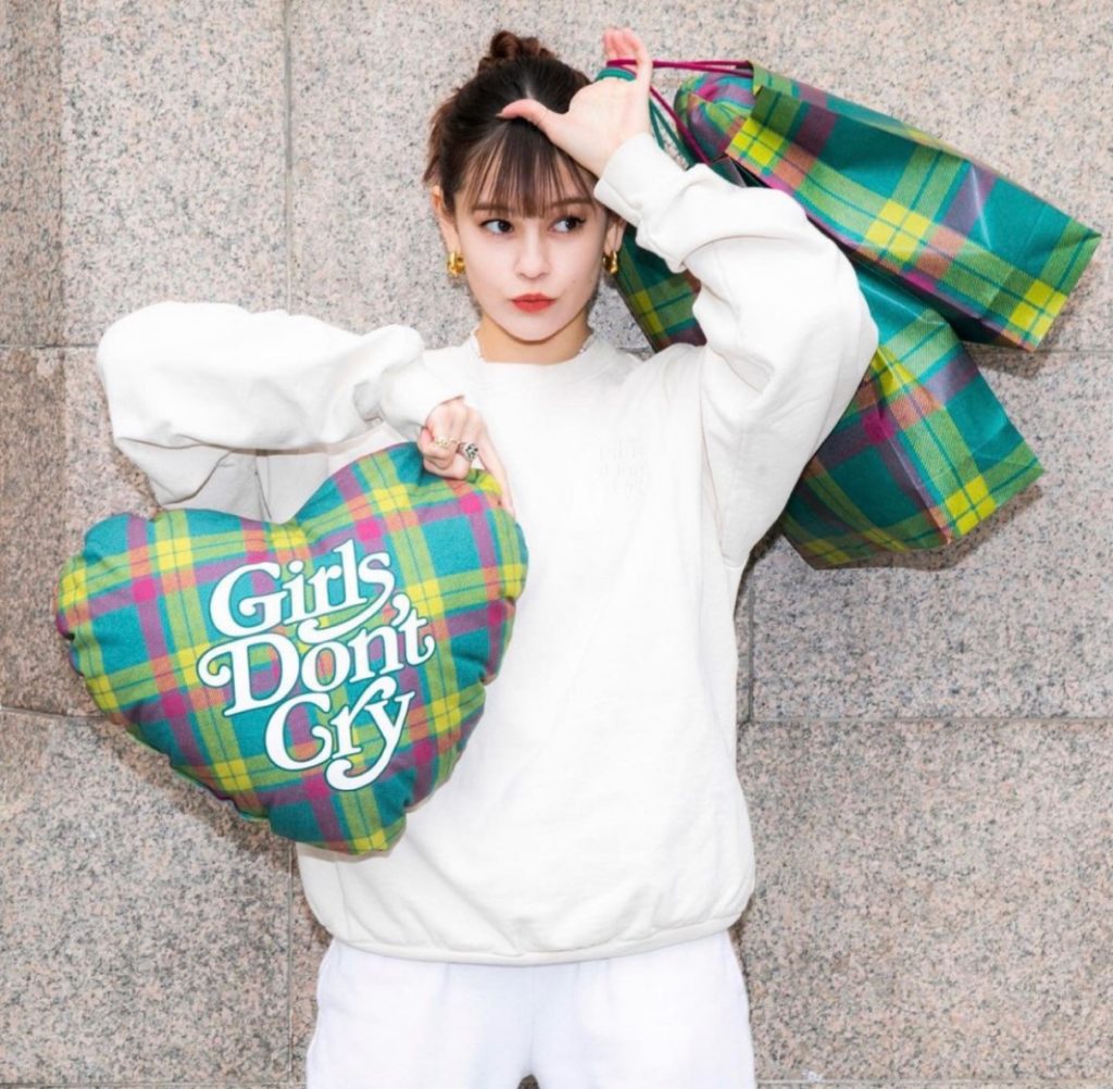 Girls Don´t Cry 伊勢丹限定 スウェット 更に値下げ - yankedesignstc.com