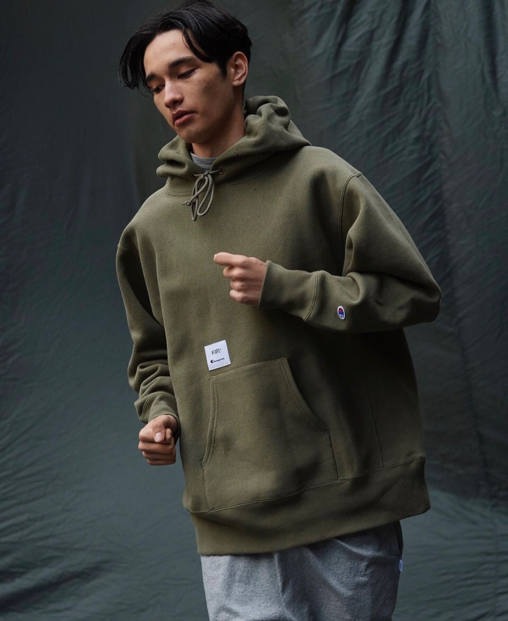 XL wtaps Champion パーカー フーディ オリーブ Oliveメンズ - パーカー