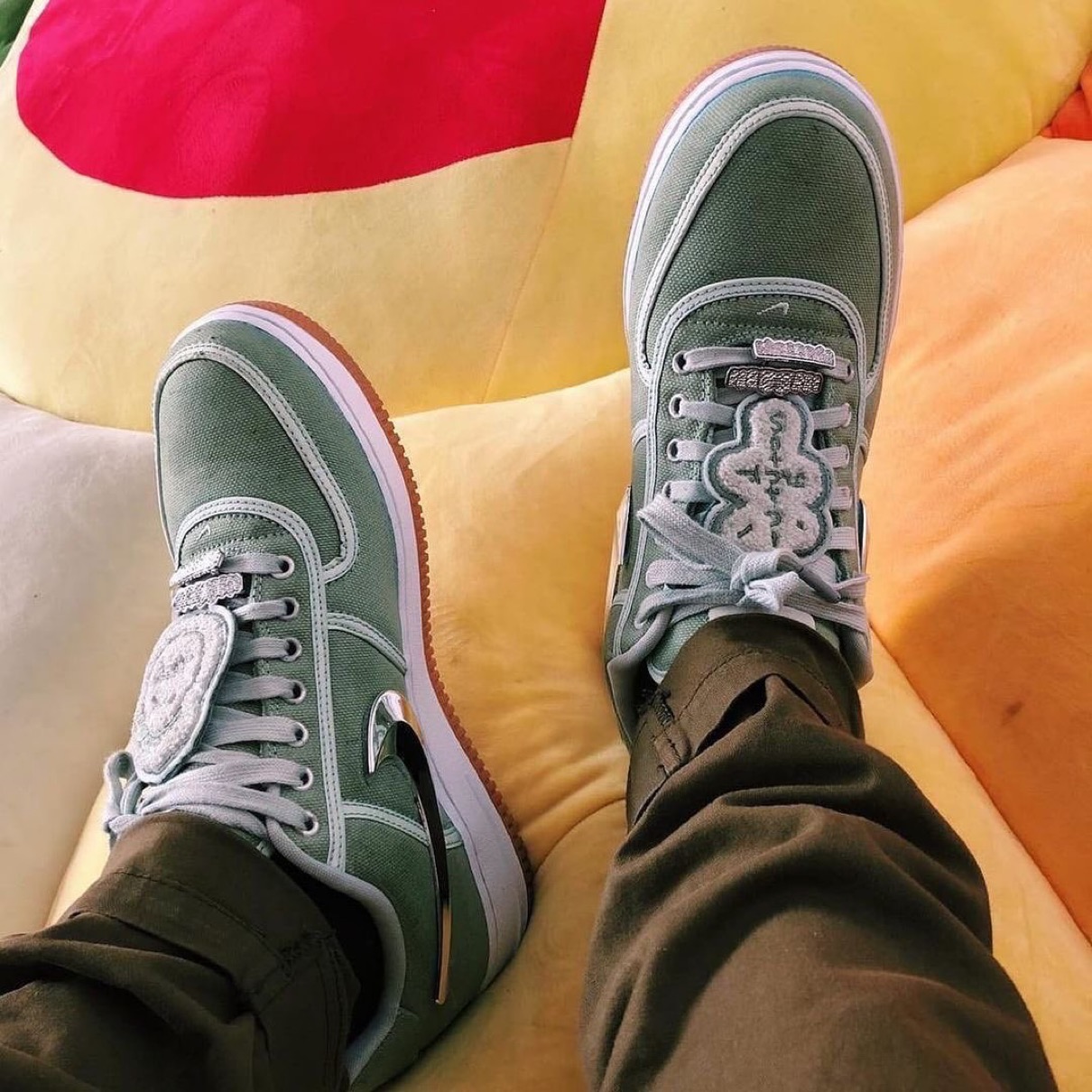 Travis Scott × Nike】Air Force Low “Green”がリーク UP TO DATE
