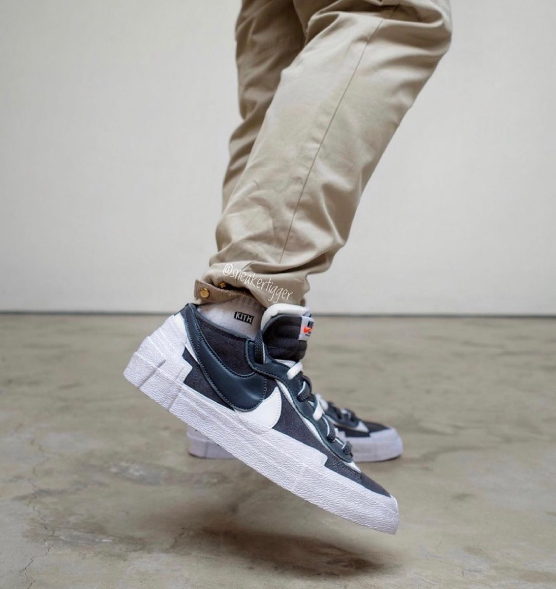 Sacai × Nike】Blazer Low “Iron Grey” & “Light British Tan”が国内7 ...