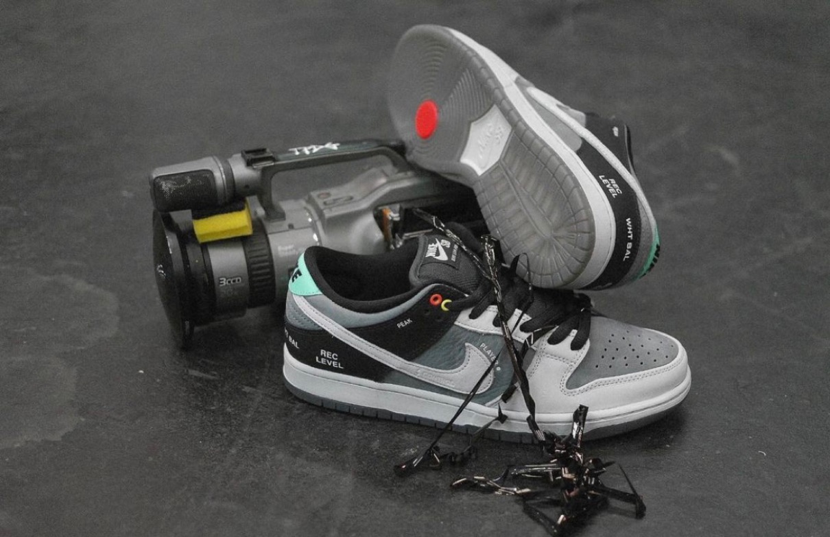 Nike SB】Dunk Low Pro ISO “VX1000 Camcorder”が国内3月1日に発売予定 ...