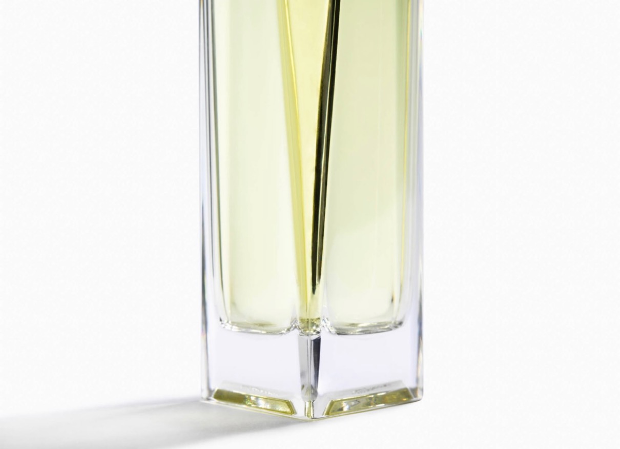 HERMÈS】15年ぶりのメンズ香水『H24』が2月28日/3月1日に発売予定 | UP 