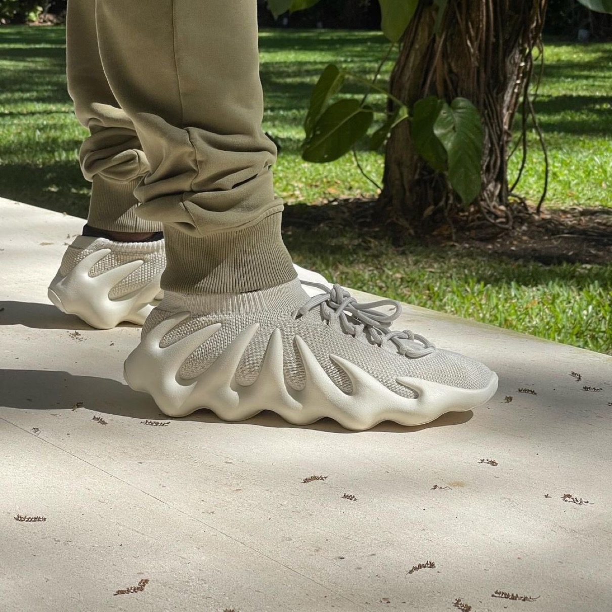 Yeezy 450 cloud white  29.5cm