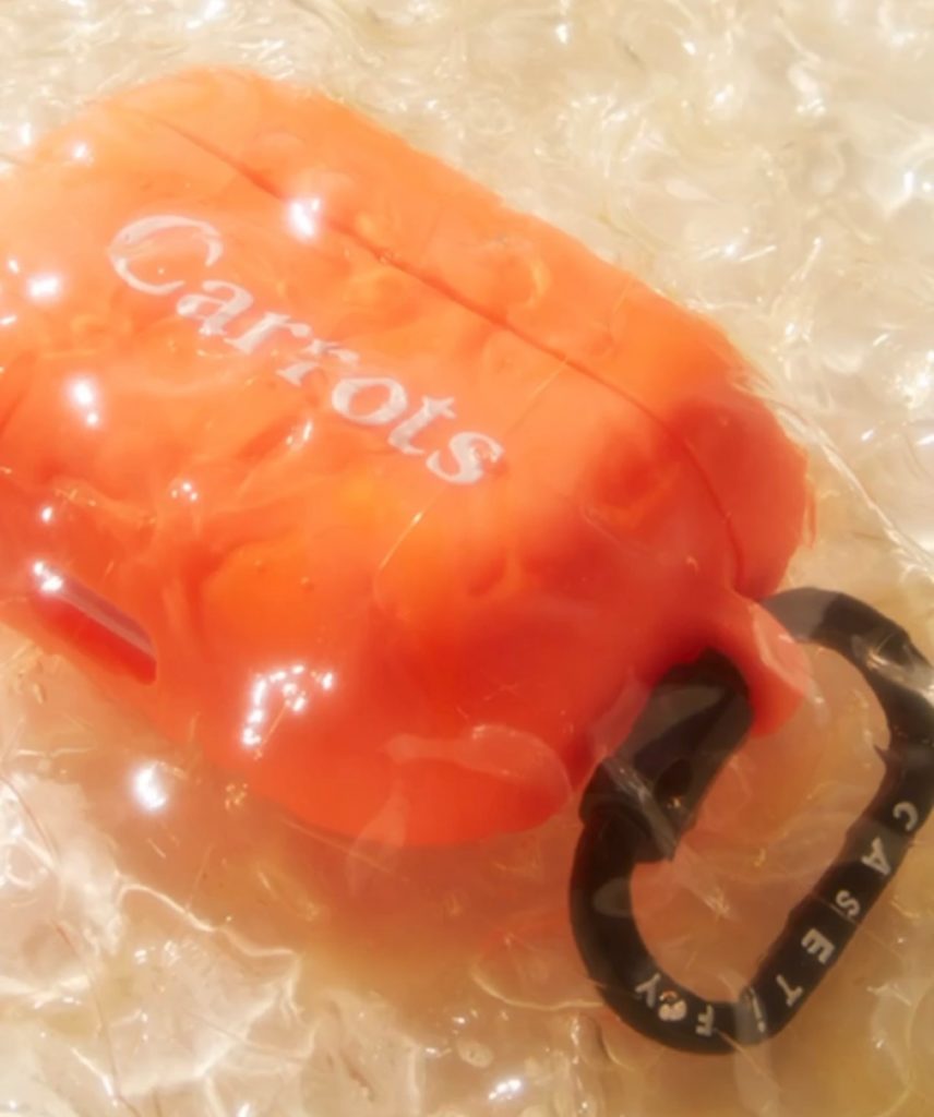 【Carrots × CASETiFY】コラボコレクションが国内4月8日に発売予定 UP TO DATE