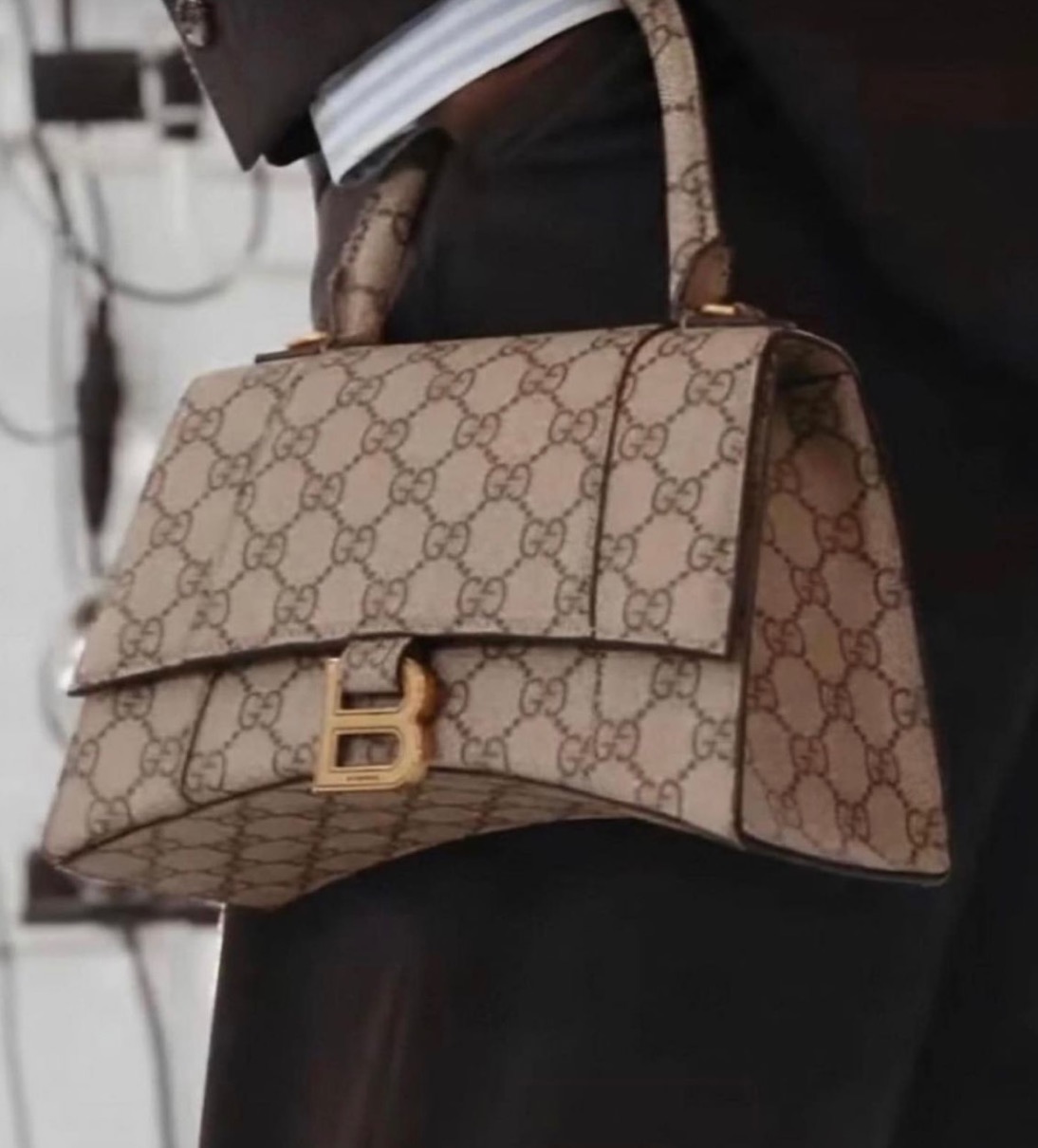 最新作セール LOUIS VUITTON - GUCCI バレンシアガコラボバッグの通販