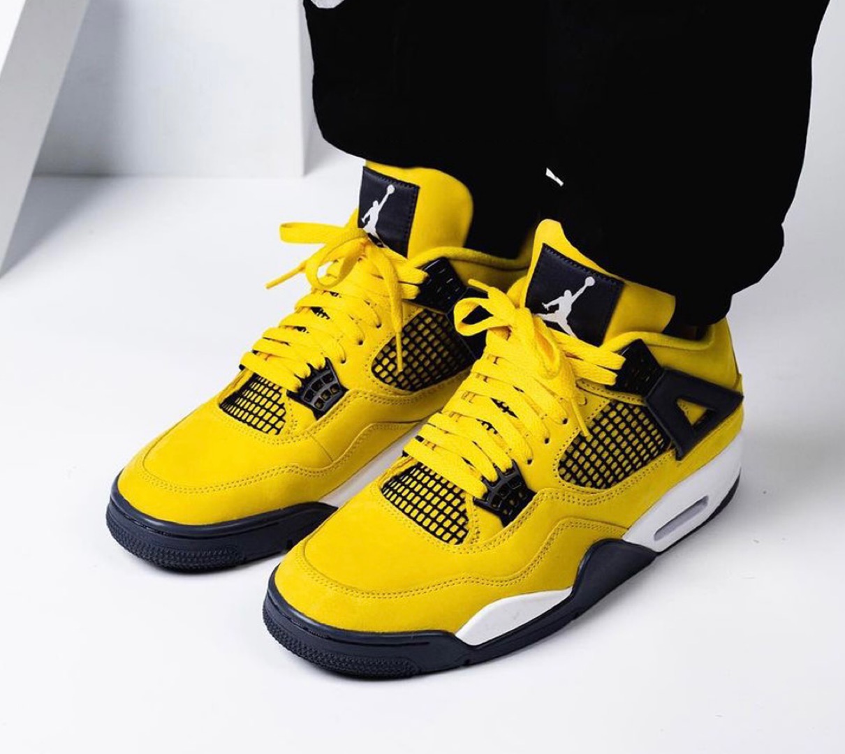 Nike】Air Jordan 4 Retro “Lightning”が国内2021年8月28日に復刻発売