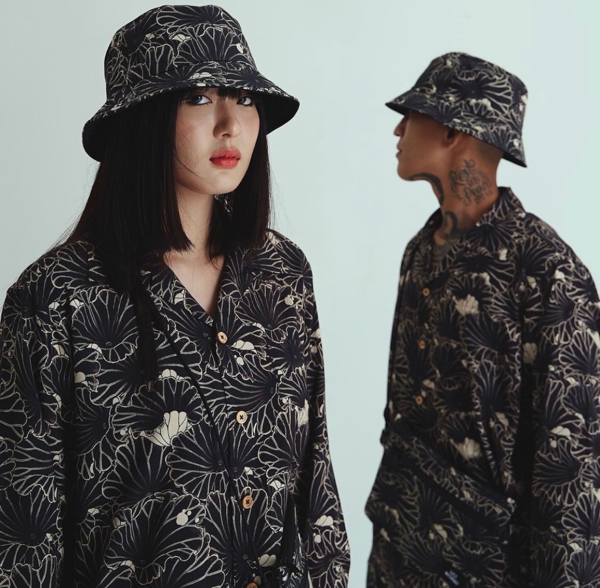 世界限定50】LOTUS BUDS PATTERN BUCKET HAT - レディース