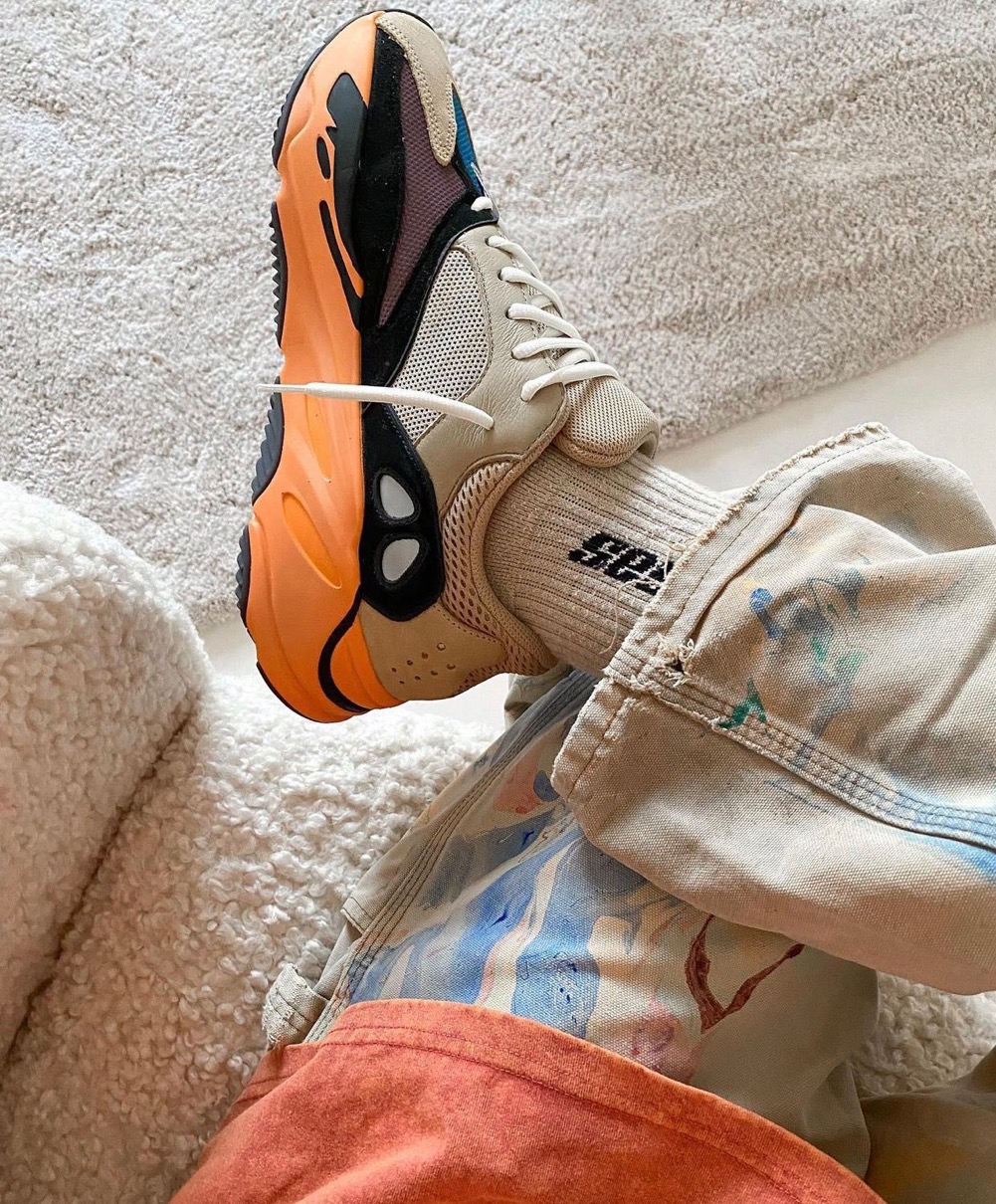 YEEZY BOOST 700 ENFLAME AMBER 29cm
