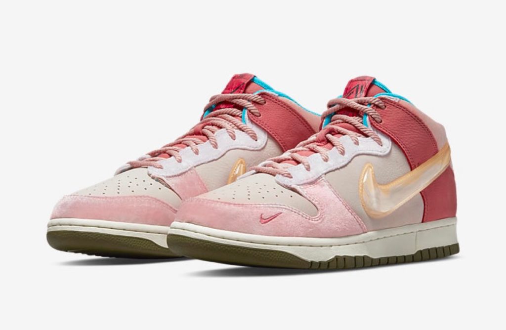 nike dunk mid strawberry milk