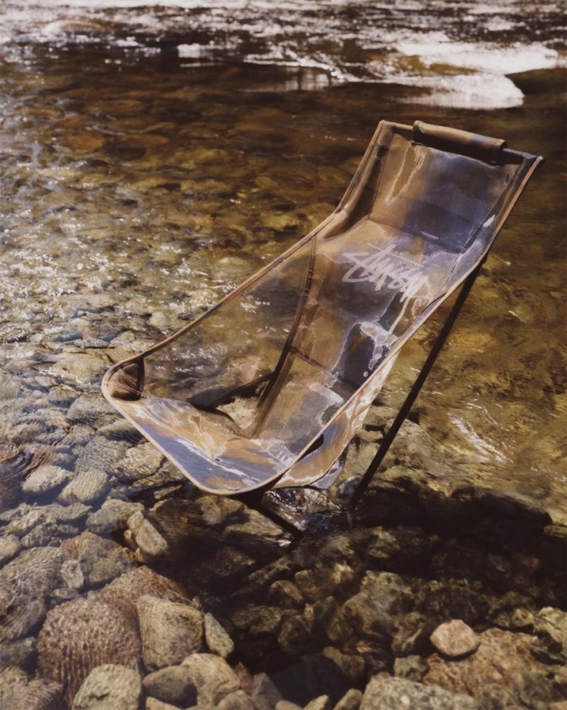 アウトドア テーブル/チェア Stüssy × Helinox】コラボ Beach Chairが国内6月4日に発売予定 | UP TO 