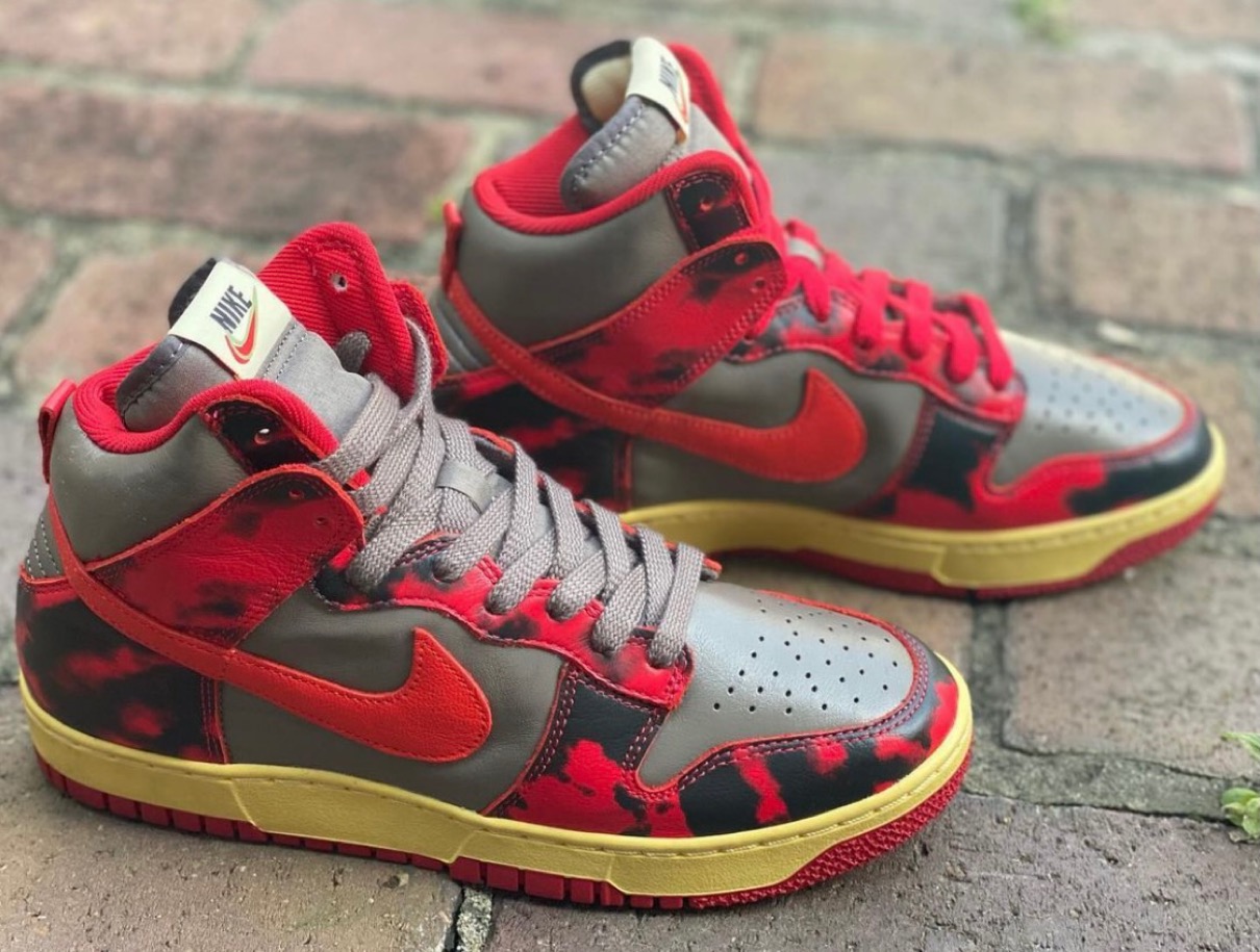 NIKE  ダンクDUNK HIGH  1985 Red Acid Wash