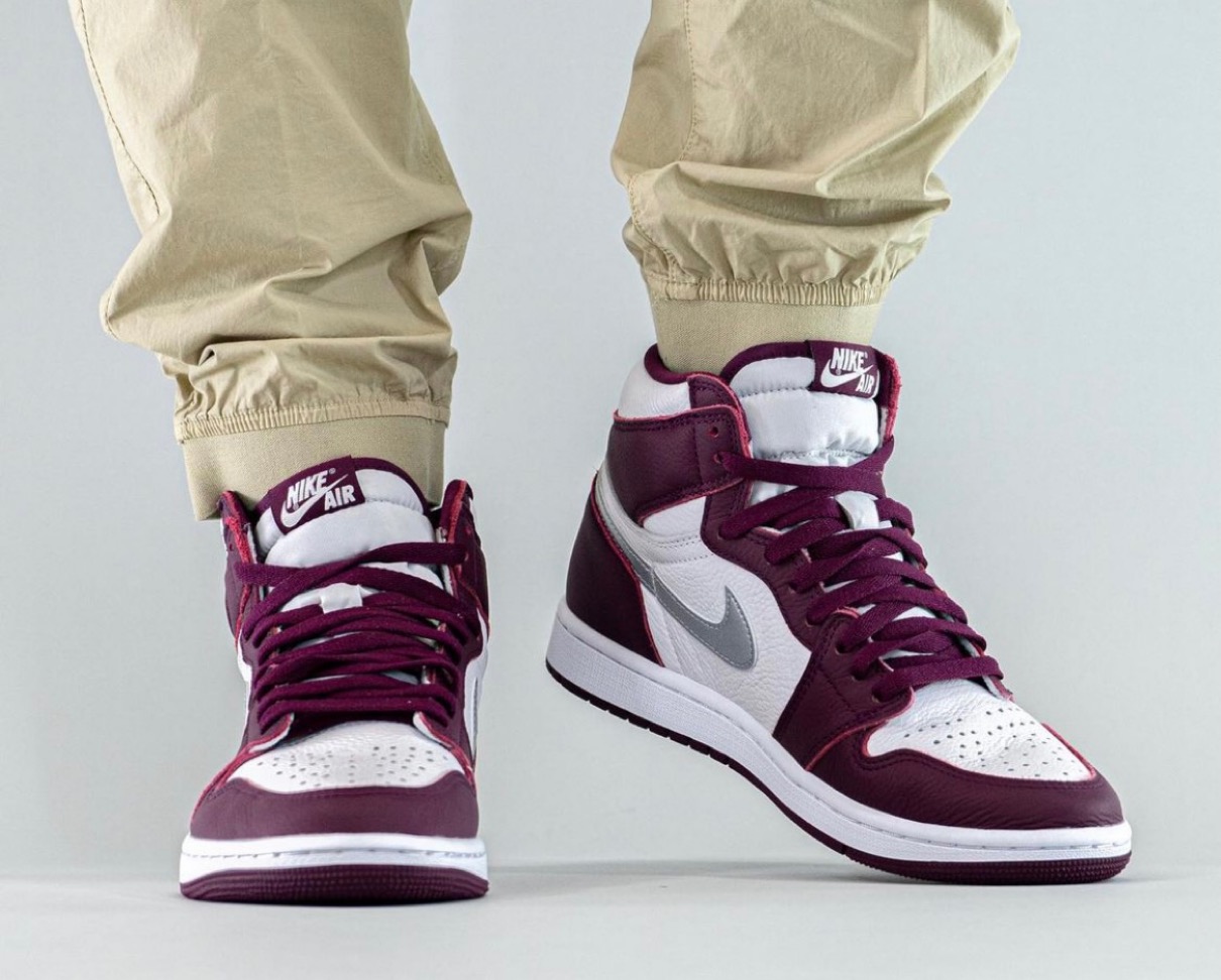 Air Jordan 1 High OG Bordeaux